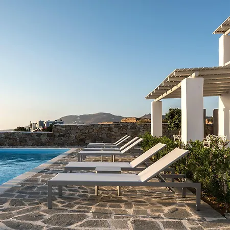 Seven Glinado Naxos