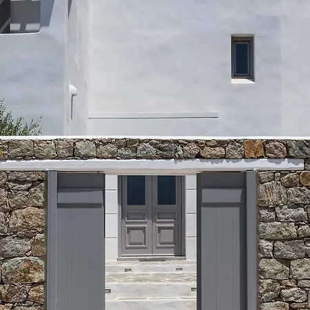 Seven Glinado Naxos